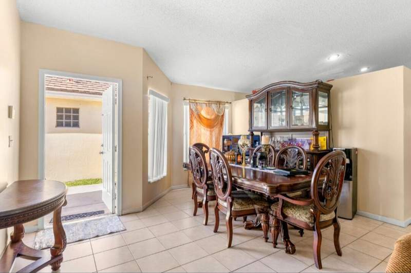 3 bedroom Single Family Residence at 6179 Savannah Way, Springs, Lake Worth — photo 4