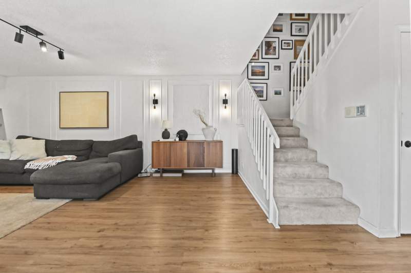 2 bedroom Townhouse at 746 NW 98th Way, Jacaranda, Plantation — photo 5