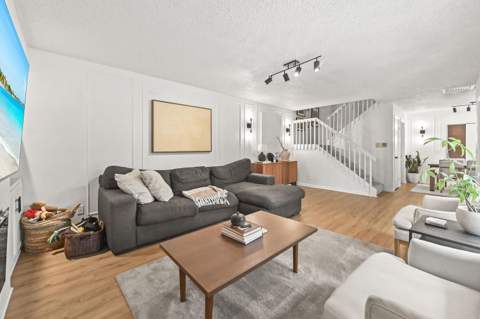 746 NW 98th Way, Plantation FL - photo 10 of 37