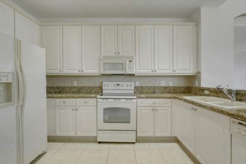 7428 Via Luria, Lake Worth FL - photo 12 of 55