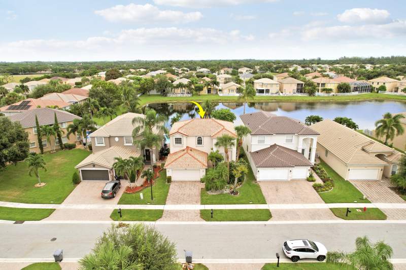5 bedroom Single Family Residence at 7428 Via Luria, Isola Bella, Villages Of Windsor 3, Lake Worth — photo 5