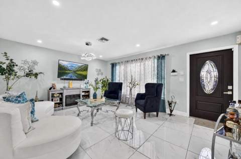 7961 N Normandy Street, Miramar FL - photo 8 of 37