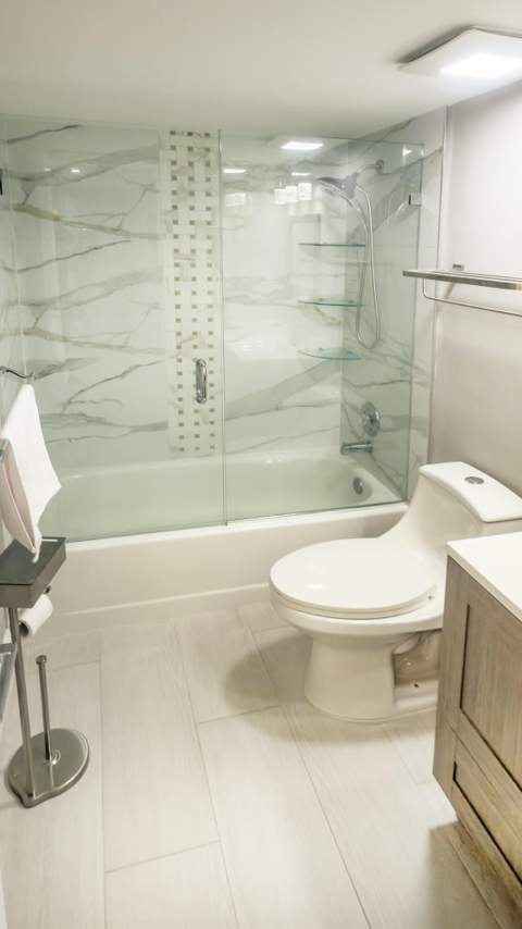 7665 Tahiti Lane #102, Lake Worth FL - photo 19 of 24