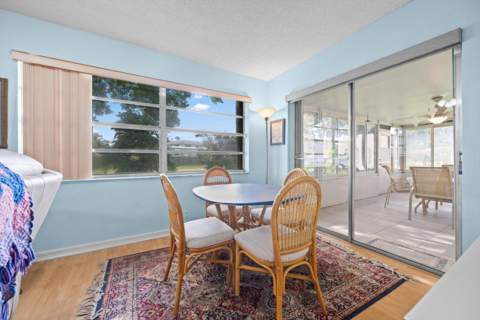6127 Rainbow Circle, Greenacres FL - photo 16 of 29