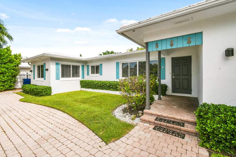 4 bedroom Single Family Residence at 1182 Beach Road, Palm Beach Shores, Singer Island — photo 2