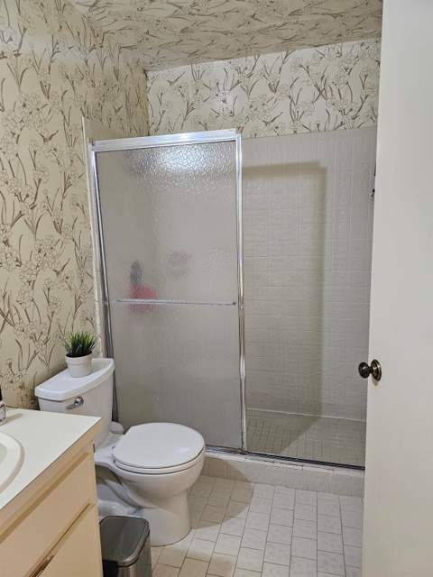 491 Springdale Circle, Palm Springs FL - photo 18 of 34