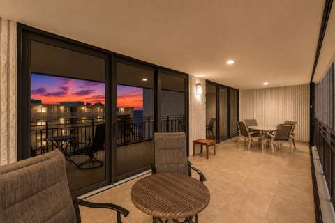 1167 Hillsboro Mile #509, Hillsboro Beach FL - photo 10 of 35