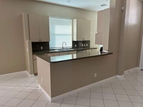 188 S Hampton Drive, Jupiter FL - photo 10 of 45