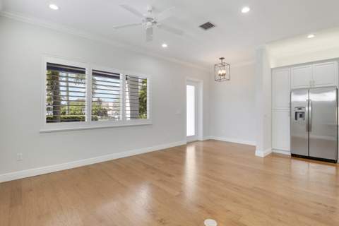 513 SW Ocean Boulevard, Stuart FL - photo 7 of 62