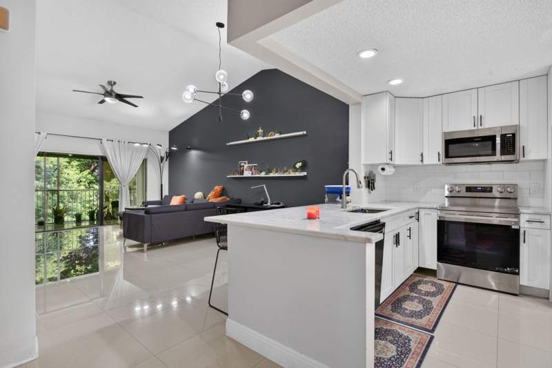 2 bedroom Condominium at 4111 NW 22nd Street #250E, Pond Apple Place III Condo, Coconut Creek — photo 3