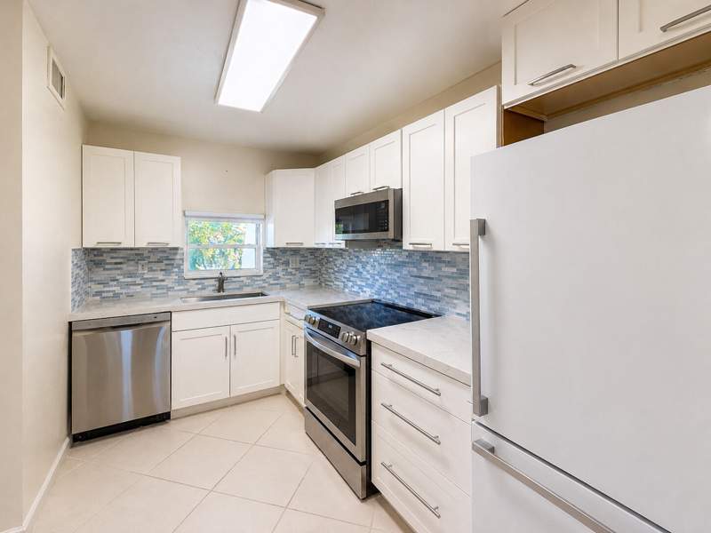 2 bedroom Condominium at 9411 N Hollybrook Lake Drive #309, Hollybrook Golf And Tennis Club, Pembroke Pines — photo 3