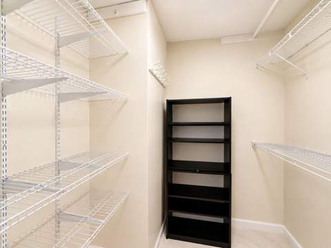 9411 N Hollybrook Lake Drive #309, Pembroke Pines FL - photo 13 of 18