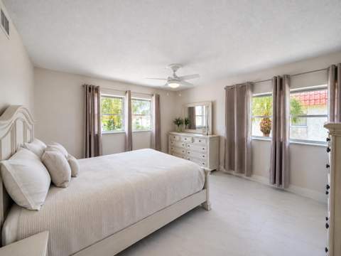9411 N Hollybrook Lake Drive #310, Pembroke Pines FL - photo 7 of 16