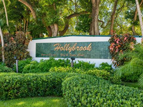9411 N Hollybrook Lake Drive #310, Pembroke Pines FL - photo 14 of 16