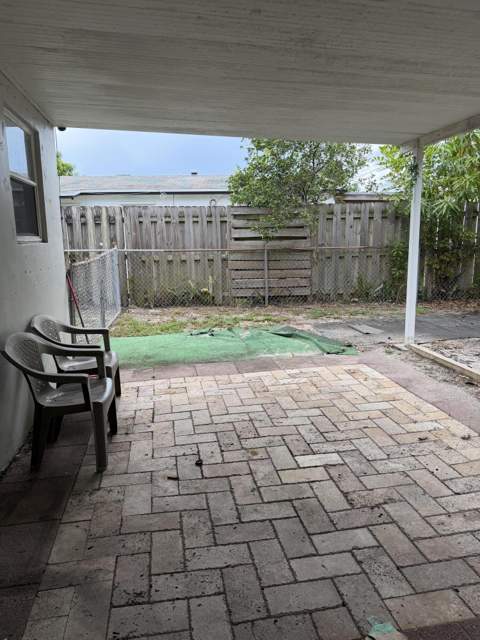 1501 N 70th Way, Hollywood FL - photo 12 of 16