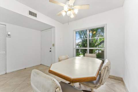5635 Queen Palm Court #D, Delray Beach FL - photo 6 of 30