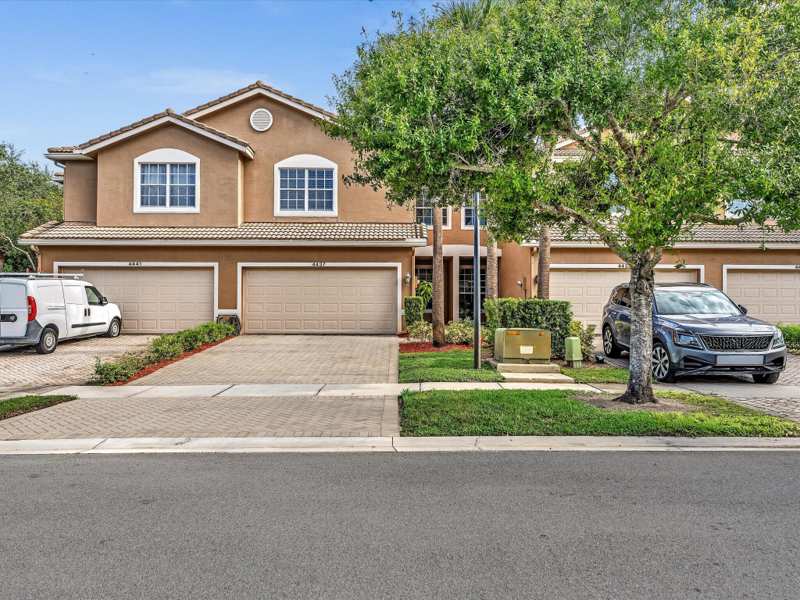 3 bedroom Townhouse at 4437 Colony View Drive, Colony Lake, Boynton Beach — photo 1