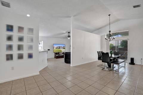 7572 Parkside Lane, Margate FL - photo 6 of 61