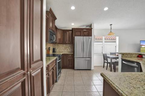 7572 Parkside Lane, Margate FL - photo 8 of 61