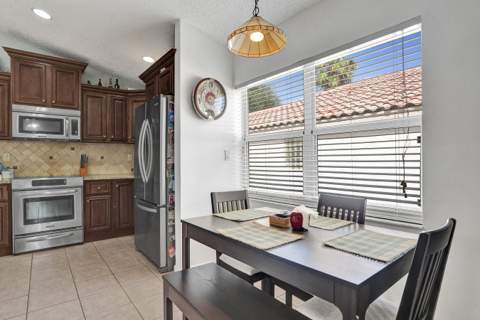 7572 Parkside Lane, Margate FL - photo 13 of 61