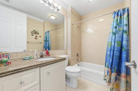 16 Harbour Isle Drive #302, Fort Pierce FL - photo 12 of 38