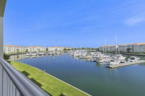 16 Harbour Isle Drive #302, Fort Pierce FL - photo 14 of 38