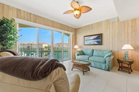 16 Harbour Isle Drive #302, Fort Pierce FL - photo 23 of 38