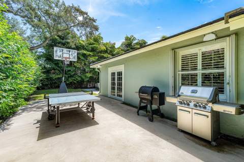 2815 Hampton Circle, Delray Beach FL - photo 12 of 36