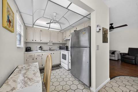 64 Upminster C #64, Deerfield Beach FL - photo 9 of 23