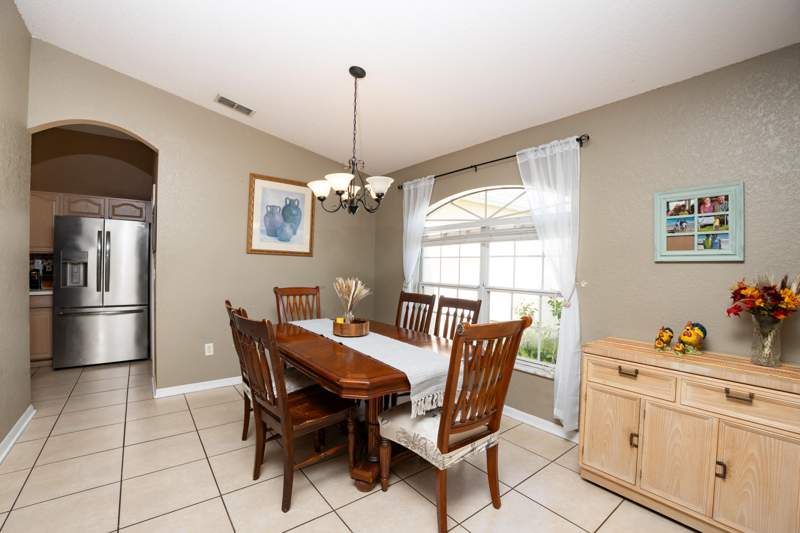 4 bedroom Single Family Residence at 1042 SW Dartmouth Avenue, Port St Lucie Section 33, Port St. Lucie — photo 3