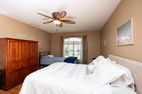 1042 SW Dartmouth Avenue, Port St. Lucie FL - photo 16 of 36