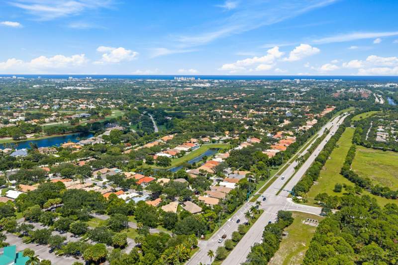3 bedroom Single Family Residence at 188 S Hampton Drive, Hamptons At Maplewood, Jupiter — photo 3