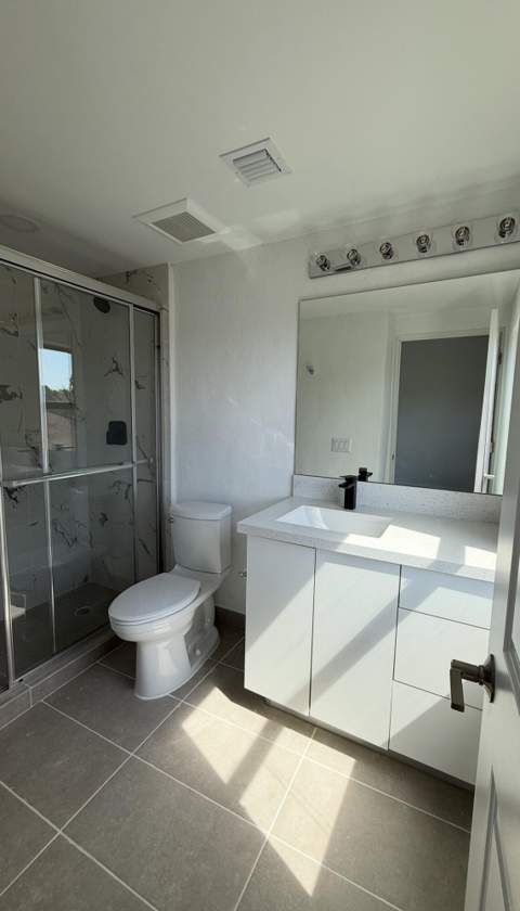 2511 Pierce Street #2, Hollywood FL - photo 8 of 12