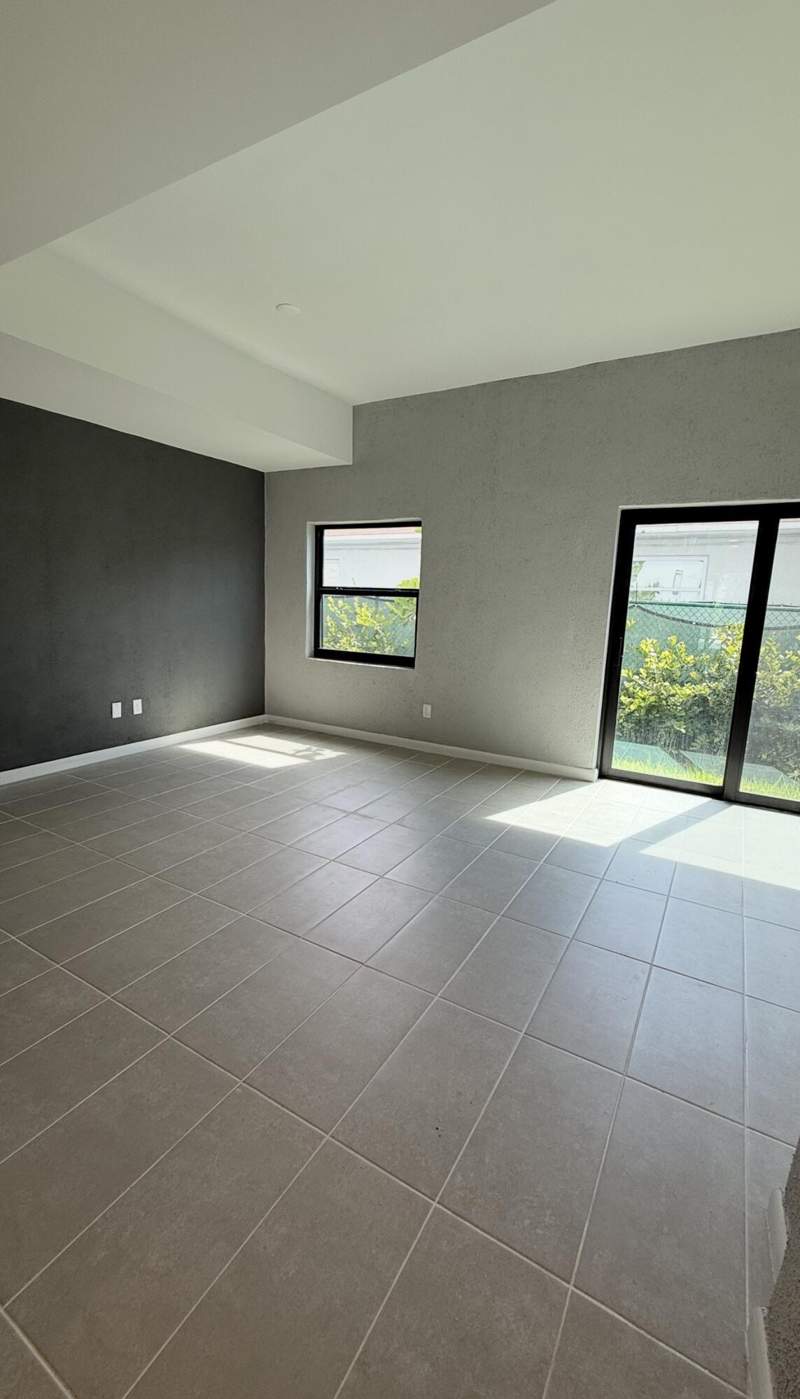 3 bedroom Townhouse at 2511 Pierce Street #2, Hollytown 2, Hollywood — photo 4