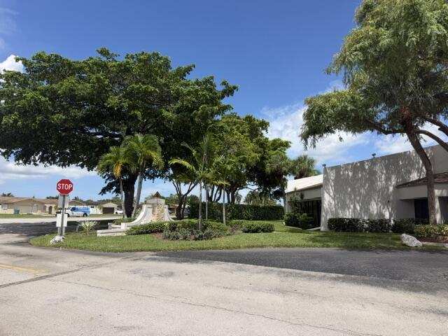2 bedroom Condominium at 6600 Royal Palm Boulevard #215B, Royal Park Gardens I-B Condo, Margate — photo 1
