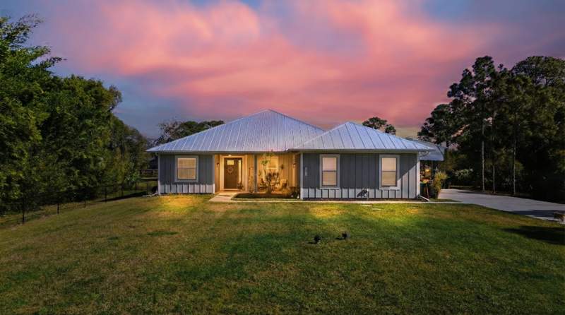 3 bedroom Single Family Residence at 5458 Silver Oak Drive, Indian River Estates, Fort Pierce — photo 5