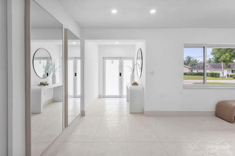 3 bedroom Single Family Residence at 921 SW 11TH Terrace, BOCA RATON SQUARE UNIT 12, Boca Raton — photo 2