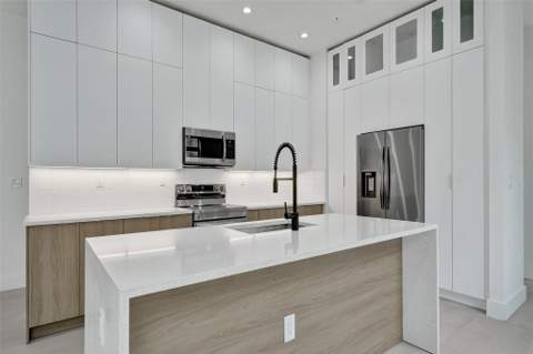 606 SW 7th Avenue, Fort Lauderdale FL - photo 10 of 60