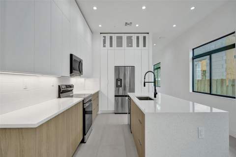 606 SW 7th Avenue, Fort Lauderdale FL - photo 13 of 60