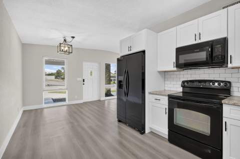 840 Bradley Street, West Palm Beach FL - photo 7 of 35