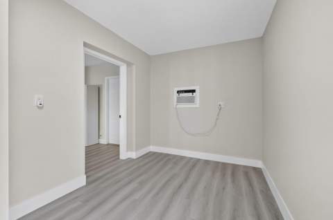 840 Bradley Street, West Palm Beach FL - photo 12 of 35