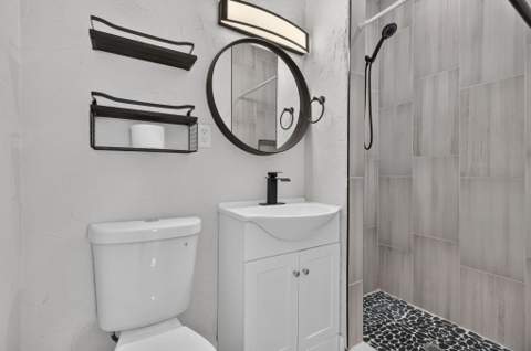 840 Bradley Street, West Palm Beach FL - photo 16 of 35