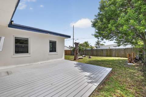 840 Bradley Street, West Palm Beach FL - photo 23 of 35