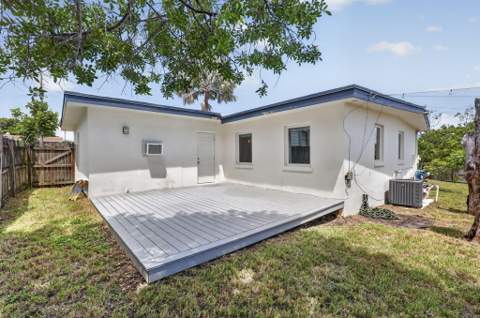 840 Bradley Street, West Palm Beach FL - photo 24 of 35