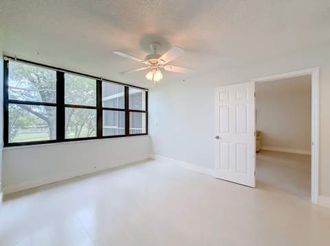16300 Golf Club Road #201, Weston FL - photo 21 of 48