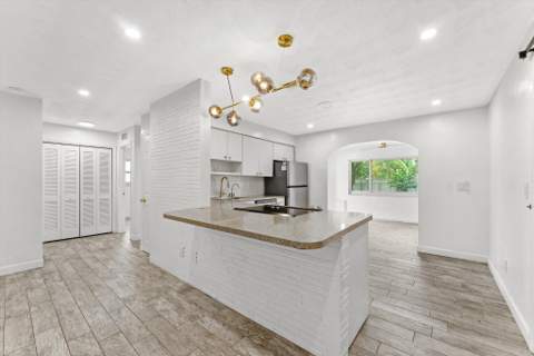 4641 SW 25th Terrace, Dania Beach FL - photo 11 of 27