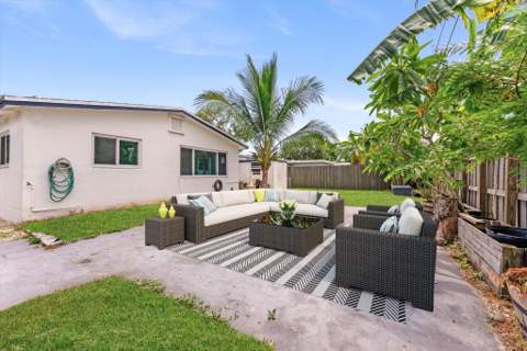 4641 SW 25th Terrace, Dania Beach FL - photo 22 of 27