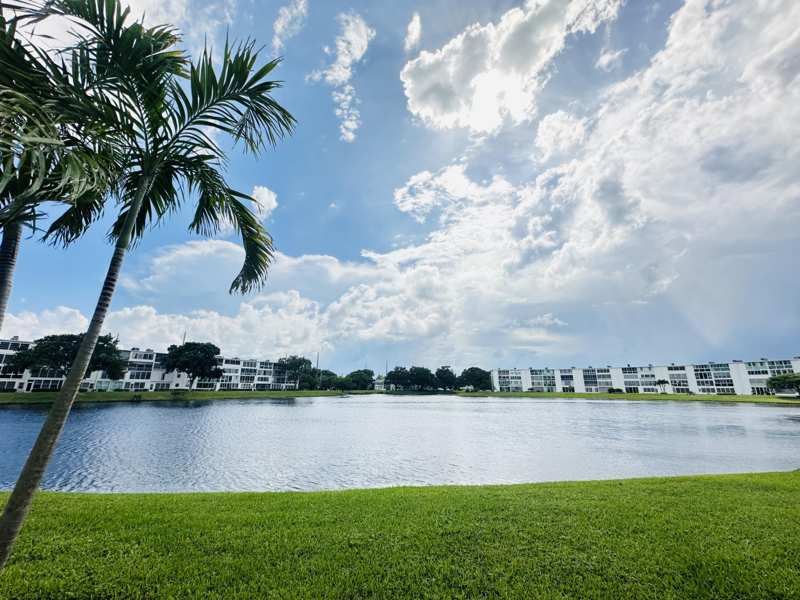 1 bedroom Condominium at 1080 Harwood F, Harwood F Condo, Deerfield Beach — photo 1