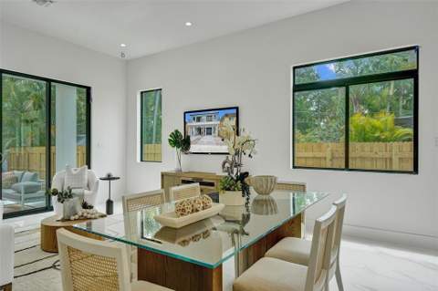 608 SW 7th Avenue, Fort Lauderdale FL - photo 6 of 19