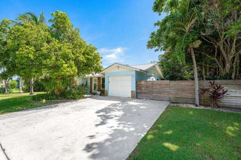 612 NW 7Th Court, home for sale on NW 7Th Court